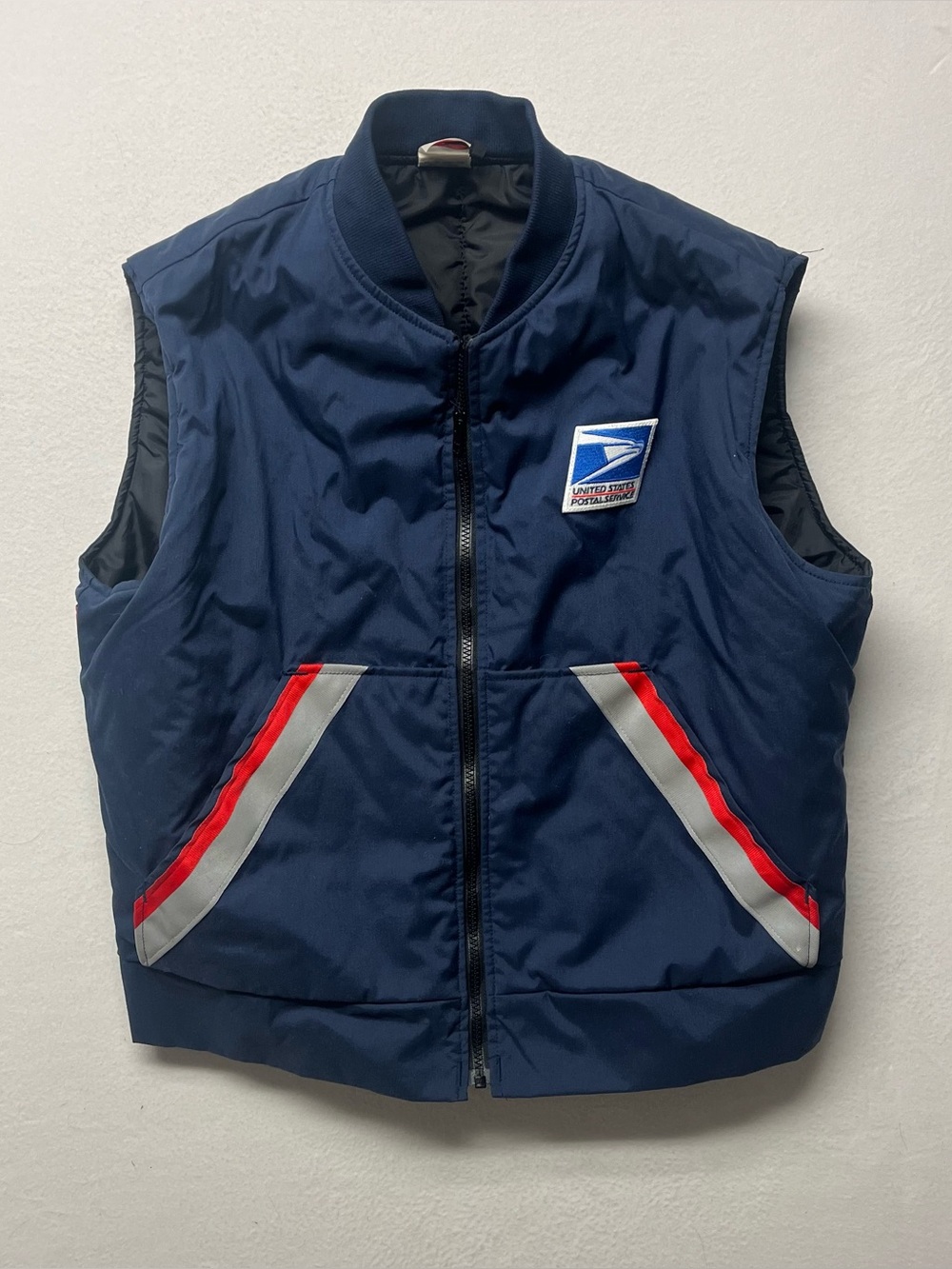USPS Vintage Postal Carrier/Mail Handler Full Zip Quilt Lined Vest Men's medium
